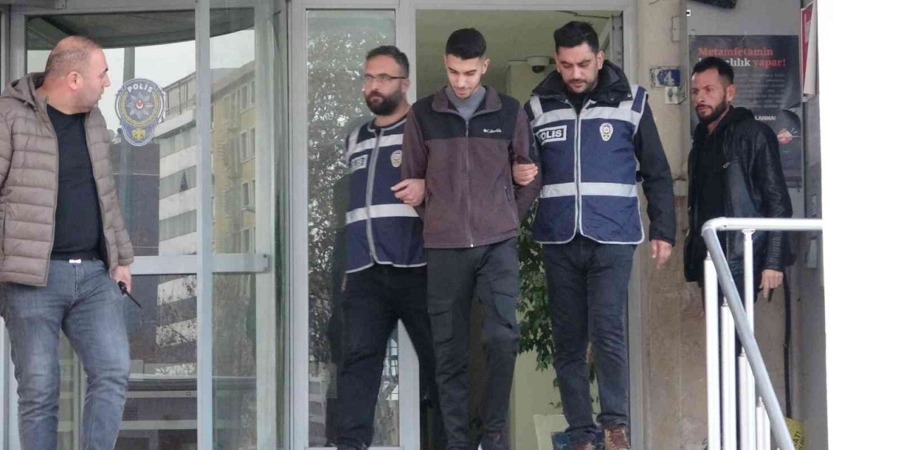 "kasten Öldürme" Suçundan Aranıyordu, Polisten Kaçamadı