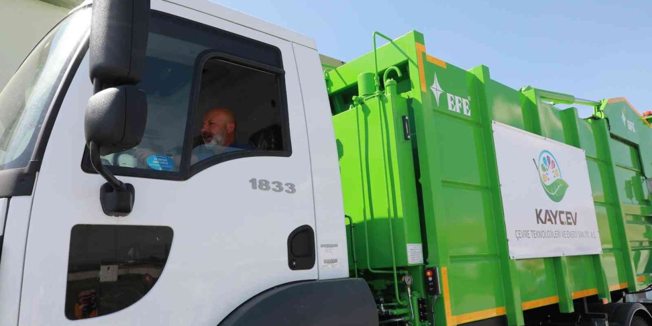 Kocasinan Belediyesi, Geri Dönüşüm Atıklarını Kaynağından Ayrıştırılmış Olarak Topluyor