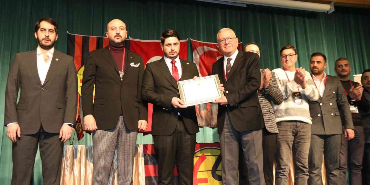 Eskişehirspor’un Yeni Başkanı Erkan Koca Oldu