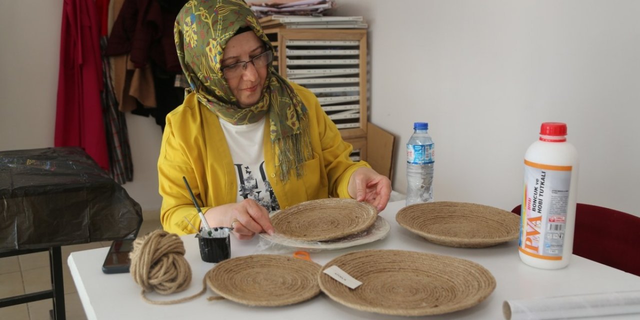İlk Kez Melmek’te Açılan Bohem Tabak Kursu Yoğun İlgi Gördü