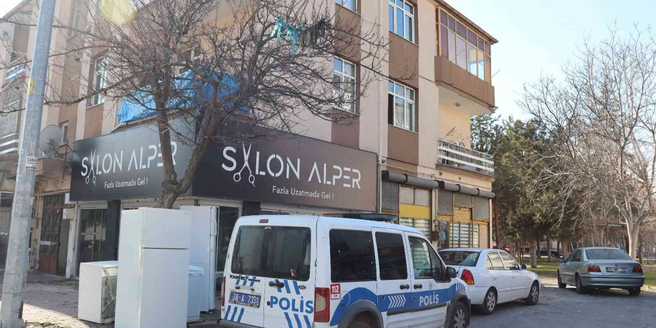 Yataktan Düşen Yaşlı Kadın Hayatını Kaybetti