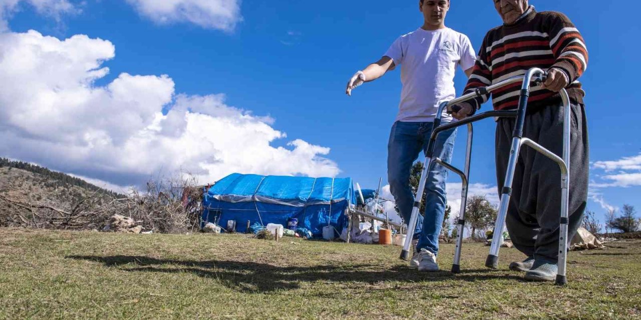 Mersin’de Belediye  11 Bin 576 Haneye Evde Bakım Hizmeti Sundu