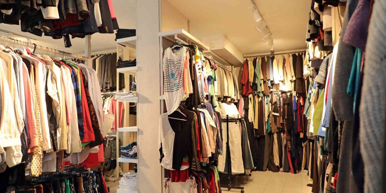 Gönül Pınarı Projesiyle 2 Bin 500 Kişiye 20 Bin 500 Kıyafet Ulaştı