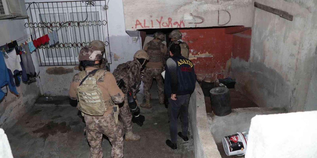 Mersin’de "huzur Ve Güven" Operasyonu: 10 Şüpheli Gözaltına Alındı