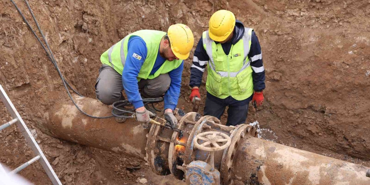 Başkan Altay: “bir Yılda 402,5 Kilometre Su Şebekesi Yaptık”