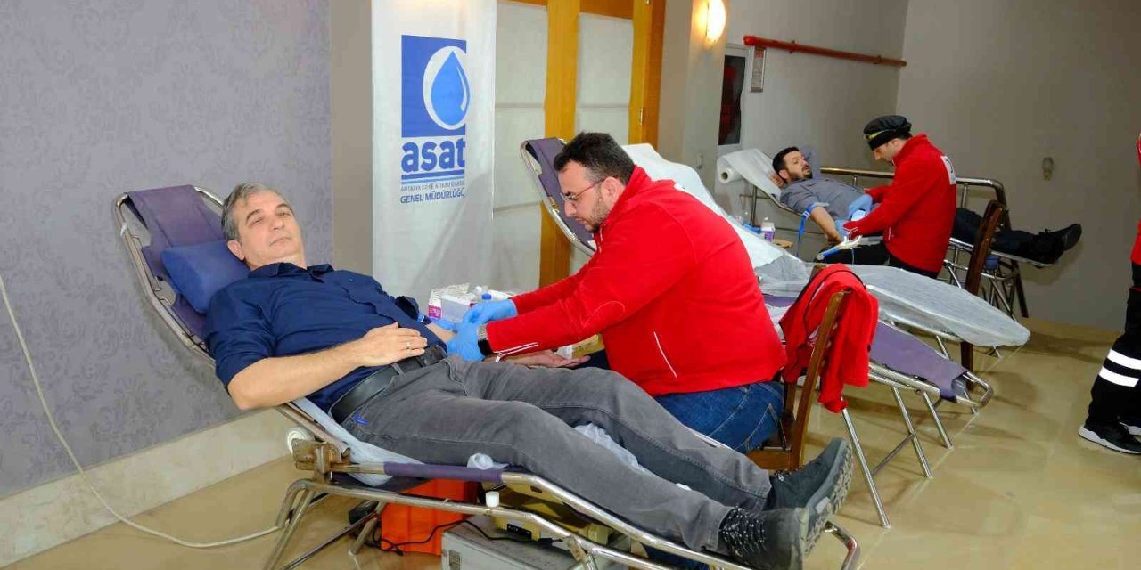 Asat’tan Kan Bağışı