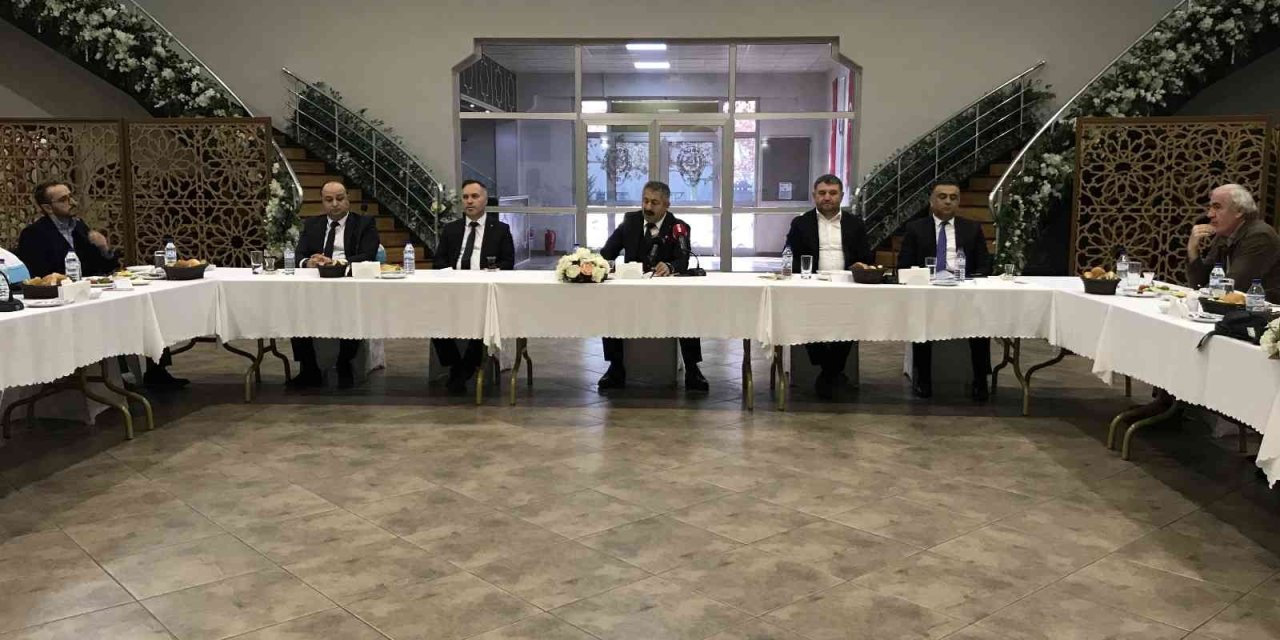 Emniyet Müdürü Dinç: “uyuşturucuyla Mücadelede Anne Babalara Çok Önemli Görevler Düşüyor”