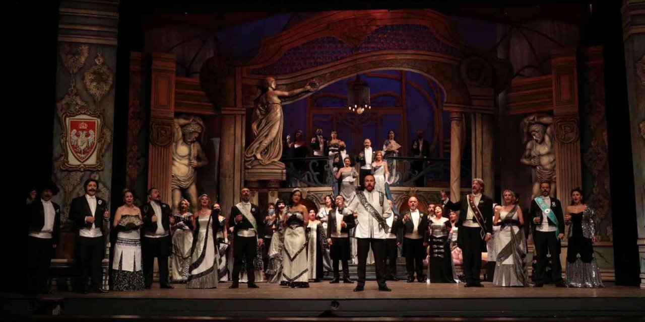 Mdob, ’şen Dul’ Operati İle Yeniden Sahnede Olacak