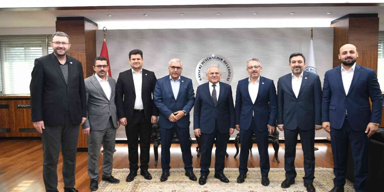 Büyükkılıç’a Eğitimcilerden Ziyaret Ve Teşekkür