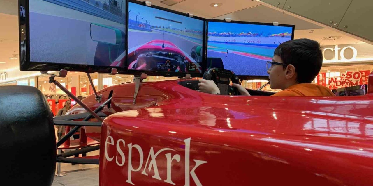 Alışveriş Yapmaya Gelen Ziyaretçiler Pistin Tozunu Arttırdılar