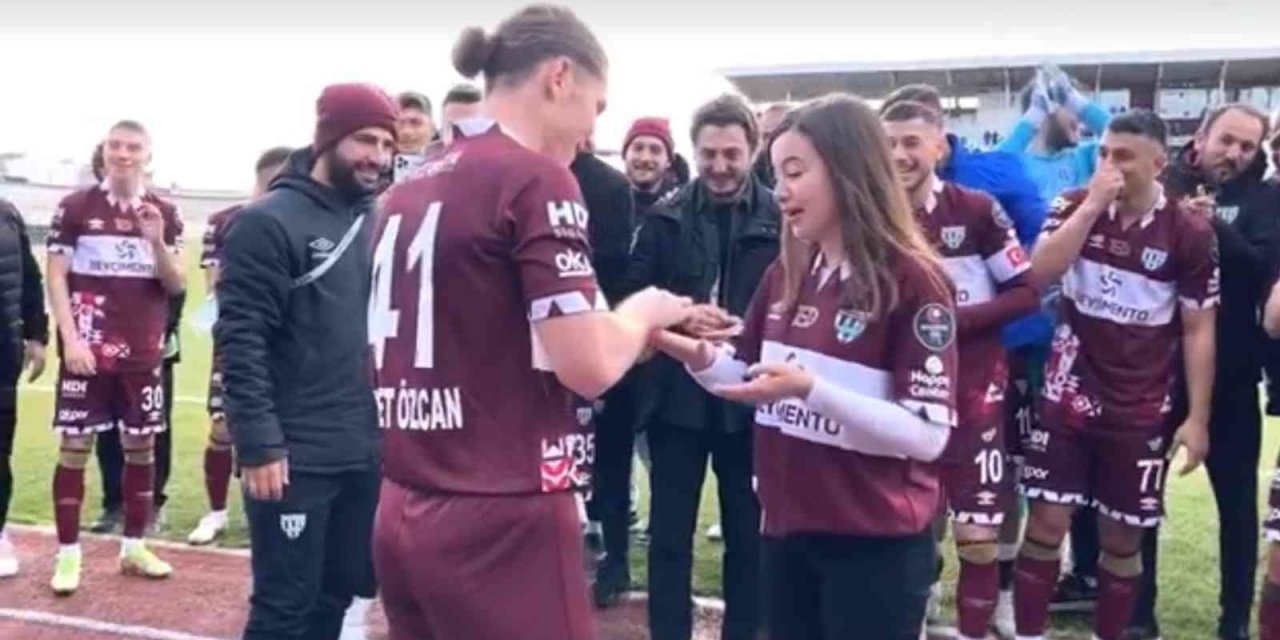 Eski Eskişehirsporludan Maç Sonu Sürpriz Hareket