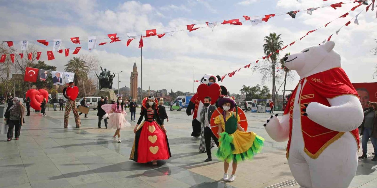 Büyükşehir, Cumhuriyet Sevgi Meydanı Etkinliği’nin 2’ncisini Düzenliyor