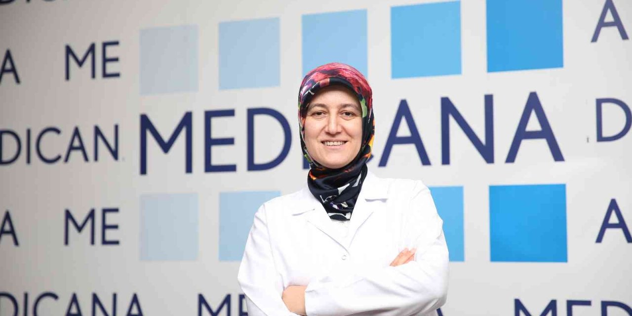 Uzmanlardan Günde 100 Telden Fazla Saçı Dökülenlere Uyarı