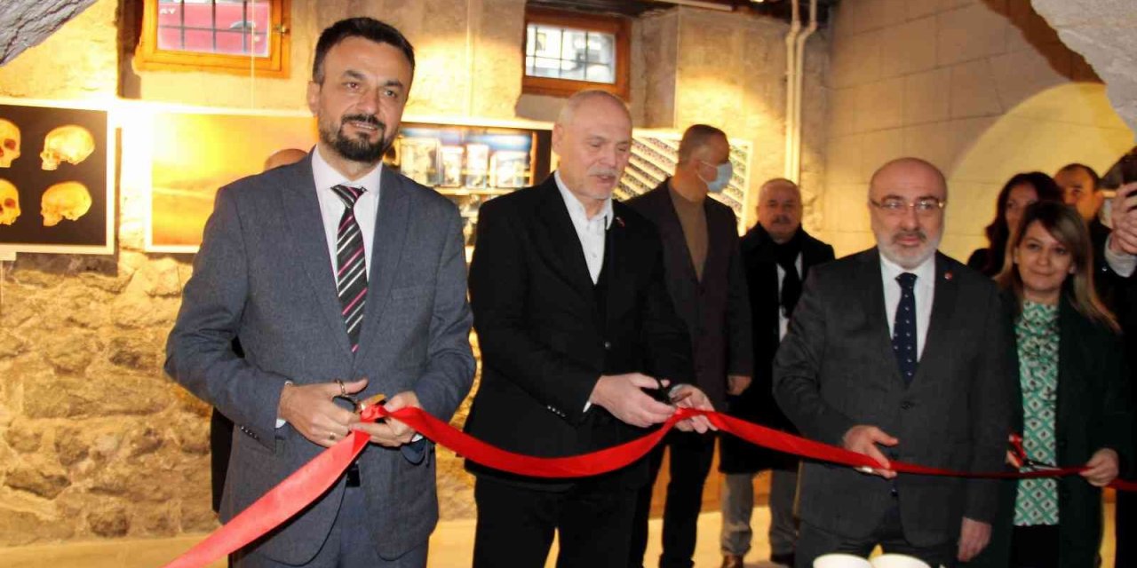 Doğa, Bilim Ve Kültür Temalı Sergi Açıldı