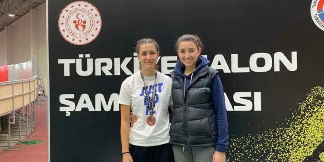 Eskişehirli Sporcular Salon Şampiyonası’na Damga Vurmaya Devam Ediyor