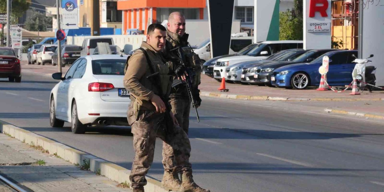 İşten Çıkarılınca Silahla Şantiyeyi Bastı, Ekipleri Alarma Geçirdi