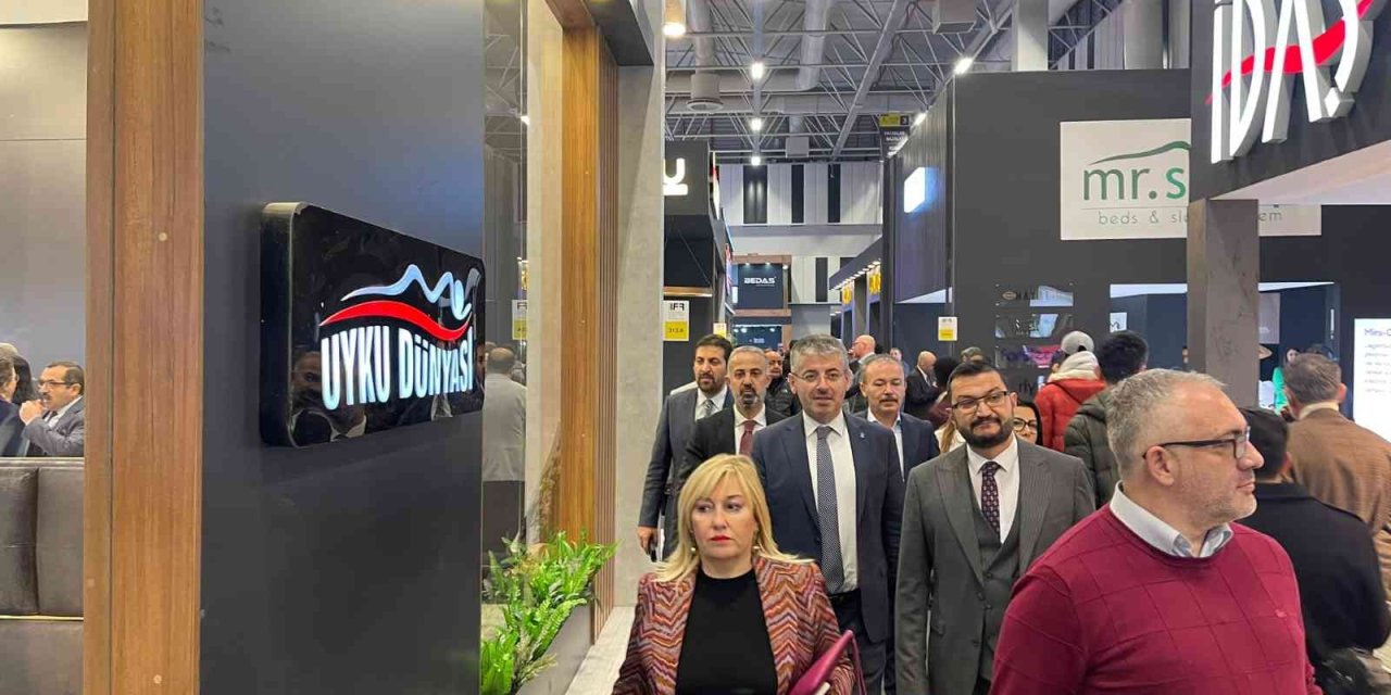 Başkan Çopuroğlu Kayserili Mobilyacıları Yalnız Bırakmadı