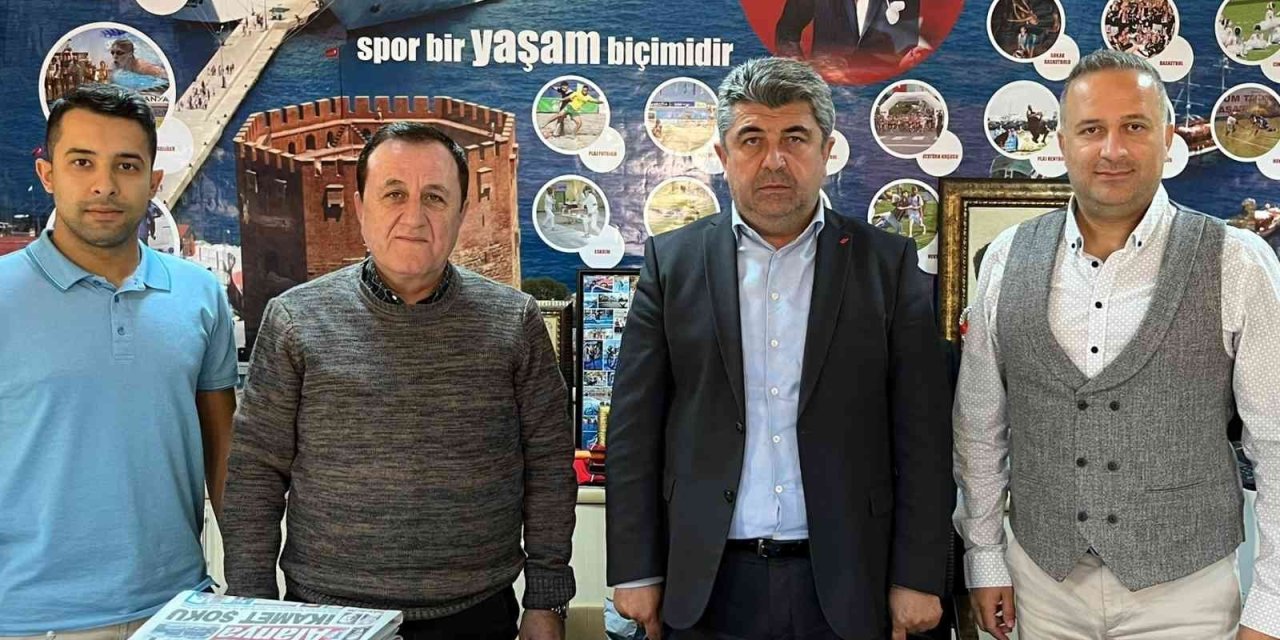 32. Alanya Triatlonu İçin İmzalar Atıldı