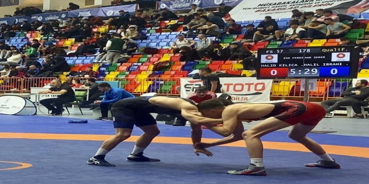 Milli Takım Antrenörü Aykol Eskişehirli Güreşçilerin Şampiyona Sürecini Değerlendirdi