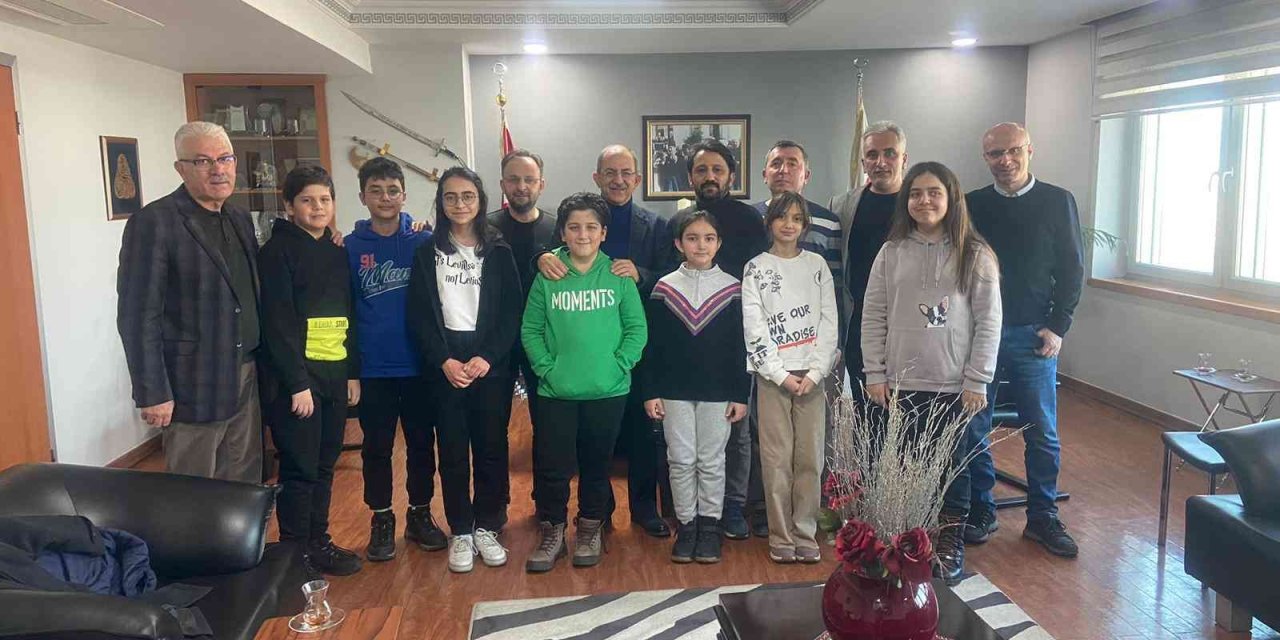 Tekden Ortaokulu Öğrencileri ‘matematik Olimpiyatları’na Hazırlanıyor