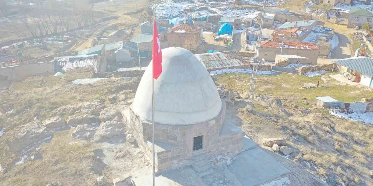Başkan Büyükkılıç: “tarihi Türbeyi Yeniden Ayağa Kaldırdık”