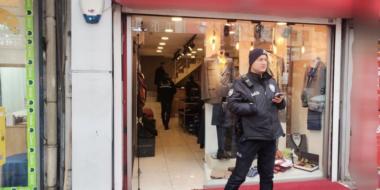 İş Arkadaşını Bıçakladı