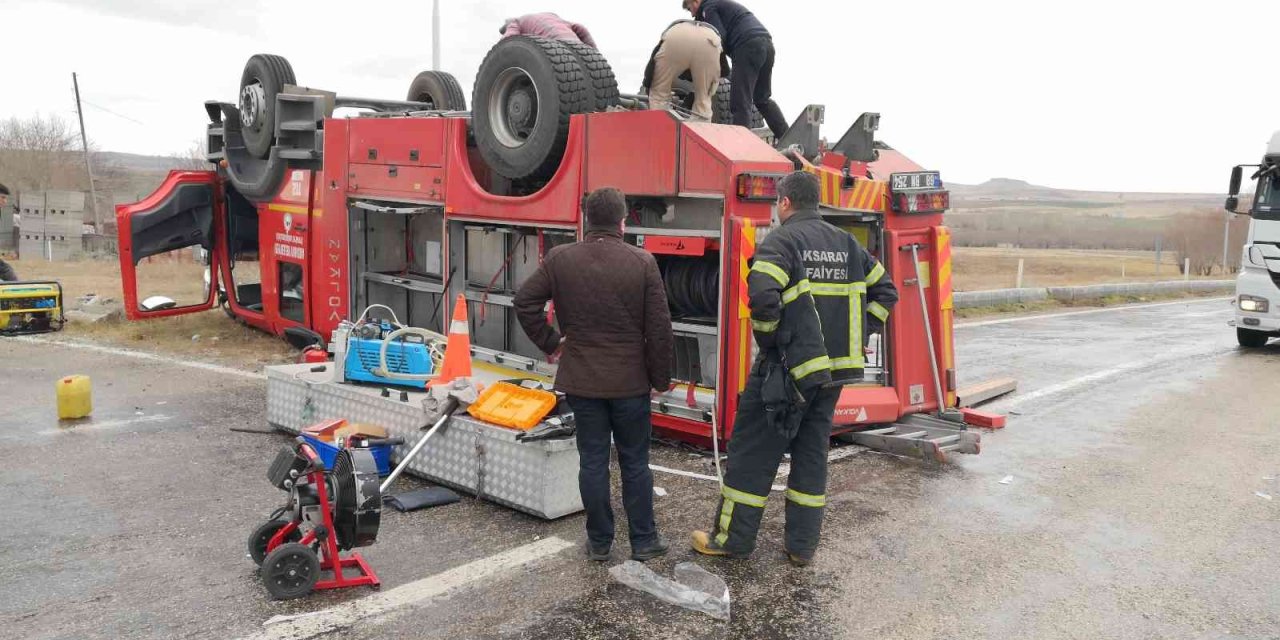 Aksaray’da Kazaya Yardıma Giden İtfaiyeciler Ölümden Döndü