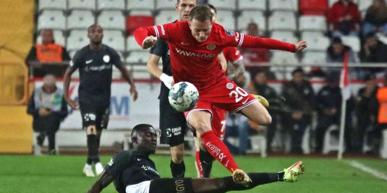 Spor Toto Süper Lig: Fta Antalyaspor: 3 - Ümraniyespor: 2 (maç Sonucu)