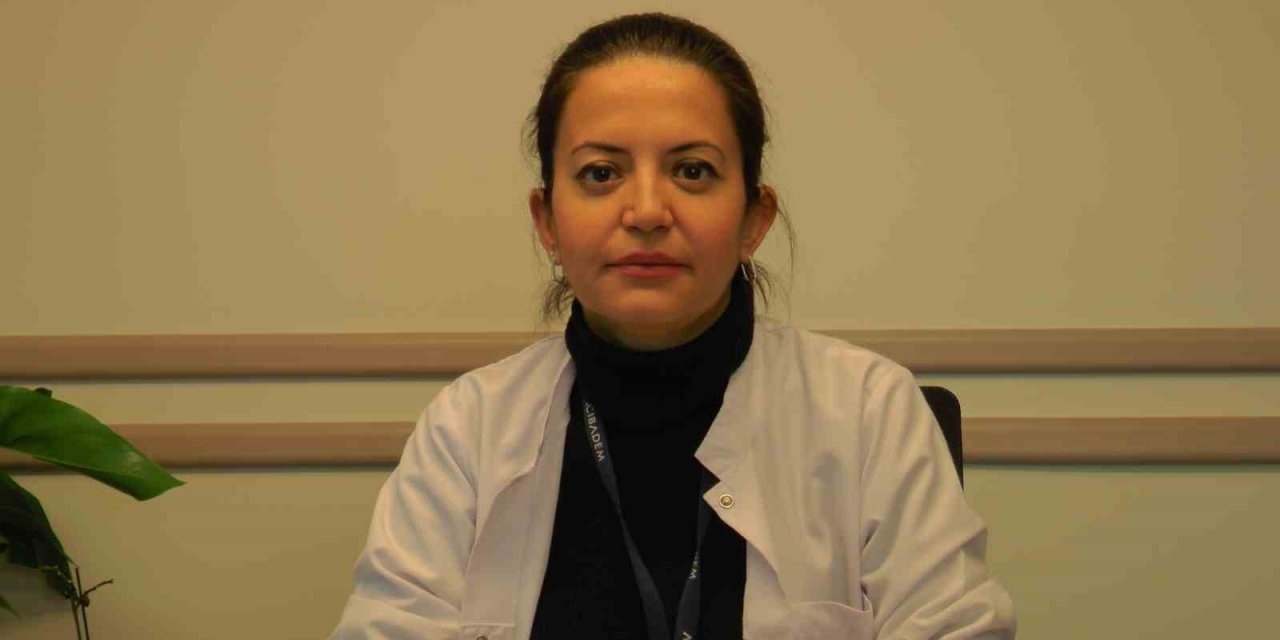 Uzmanı Bakterilere Karşı Uyardı: "beta, Damlacık Yoluyla Bulaşıyor"