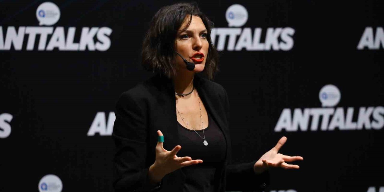 Ece Üner, Anttalks’un Konuğu Oldu