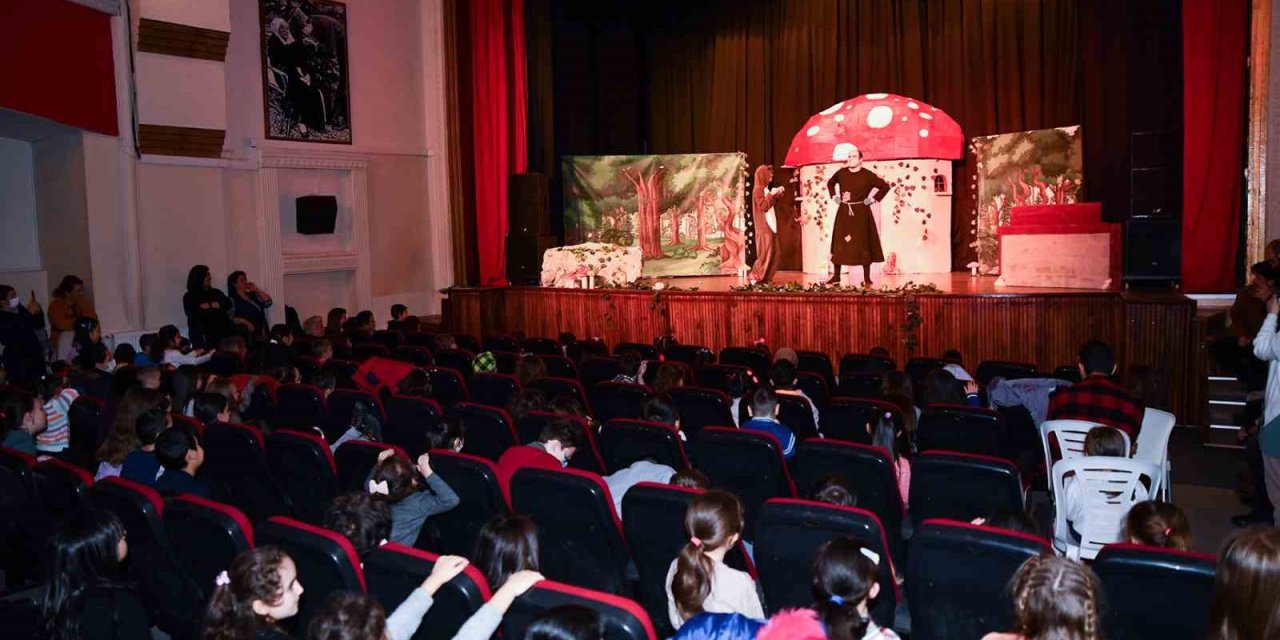 2 Bin 700 Çocuk Tatilin Tadını Tepebaşı’nda Çıkarttı