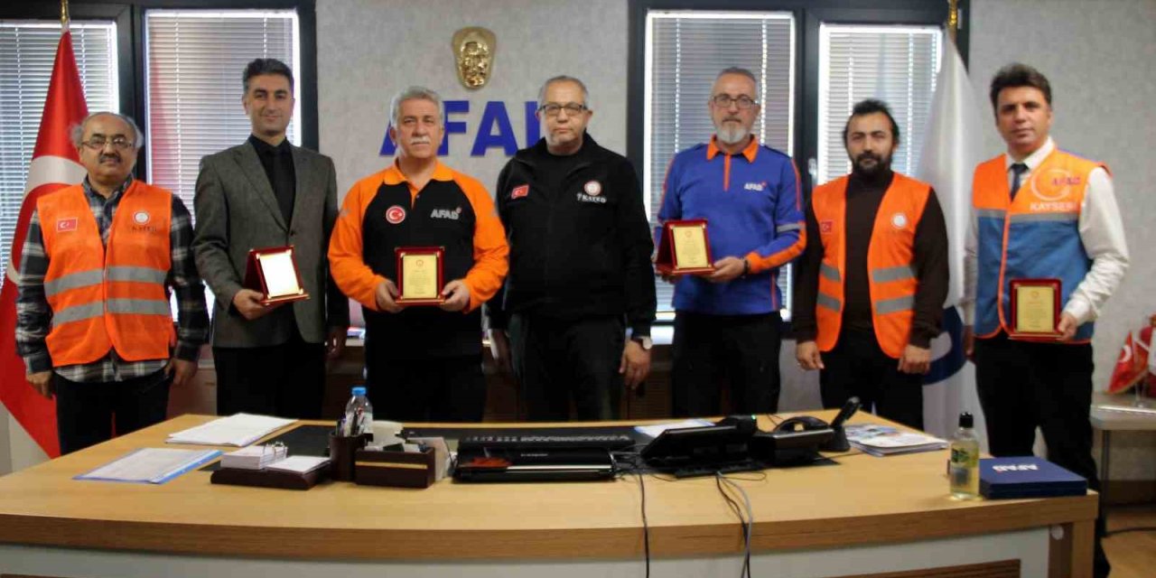2 Bin 800’ün Üzerinde Afad Gönüllüsü Amatör Telsizcilik Eğitimi Aldı