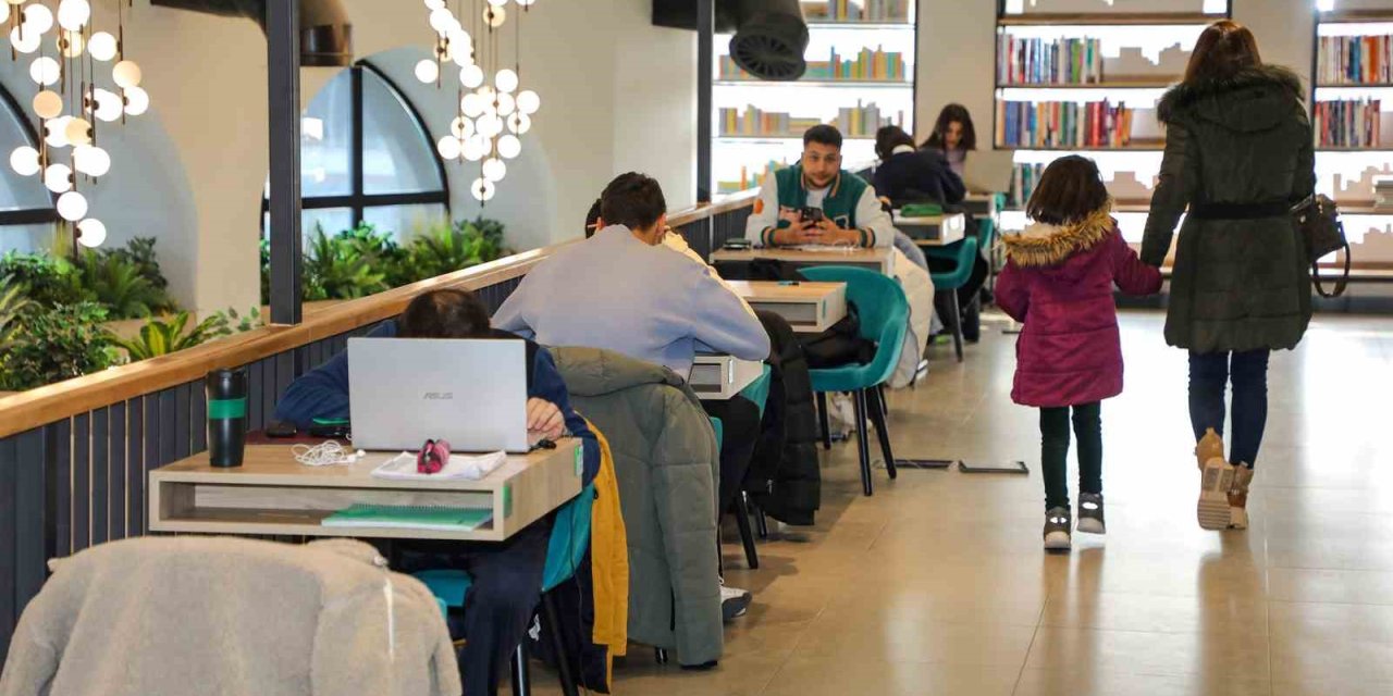 Öğrencinin Çalışma Adresi Yarıyılda Da Talas Kütüphaneleri