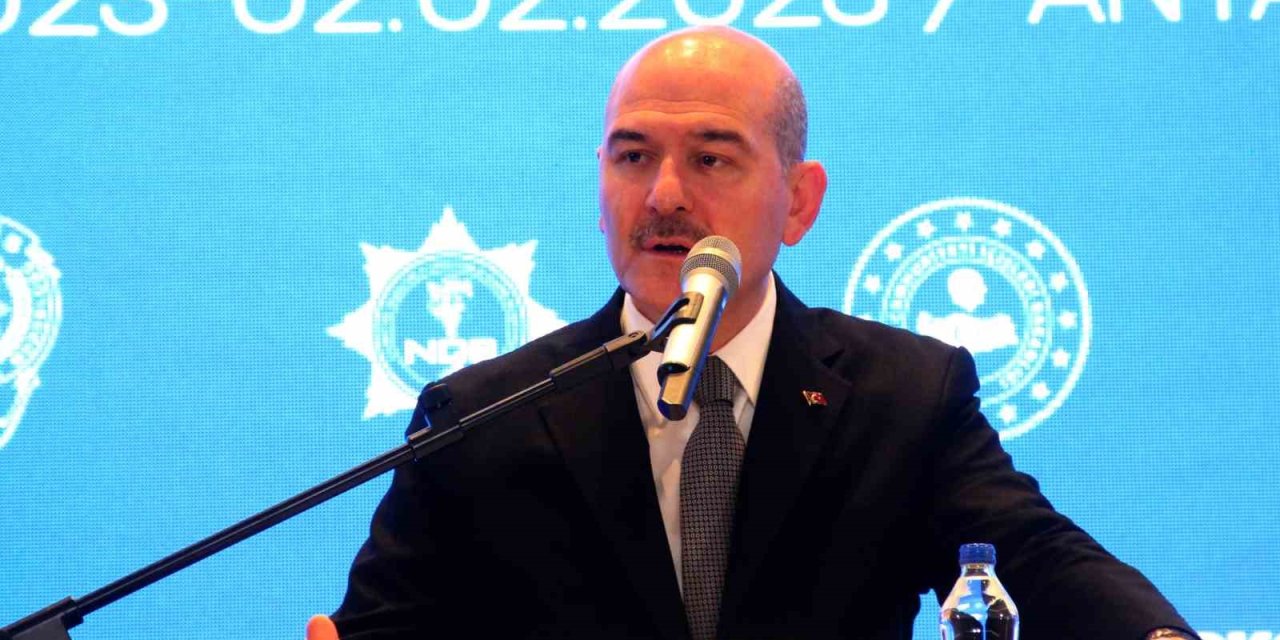 Bakan Soylu: "uyuşturucuya Başlayanların Yüzde 75’i Arkadaş Israrıyla Başlıyor"