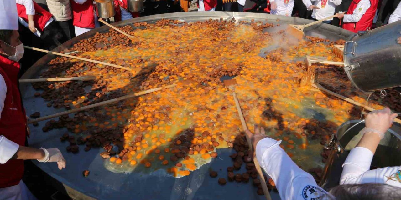 Geleneksel Dev Tava Dünyanın Merkezine Yine Kurulacak