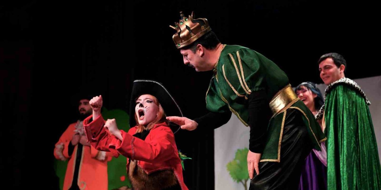 Konyaaltı’ndan Çocuklara Yarıyıl Hediyesi