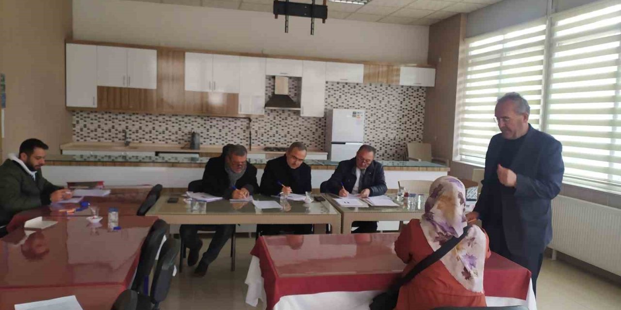 81 Kişilik Okul Temizlik Görevlisi İşi İçin 151 Başvuru