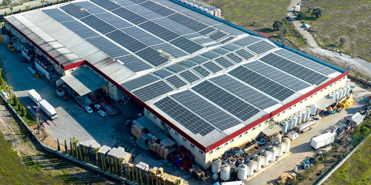 Fabrikalar Enerjilerini Güneşten Alıyor