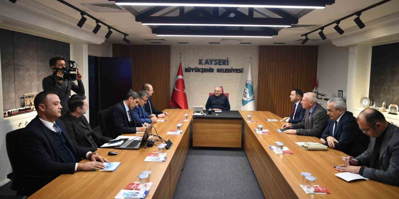 Büyükkılıç’tan Osb Başkanlarıyla Değerlendirme Toplantısı