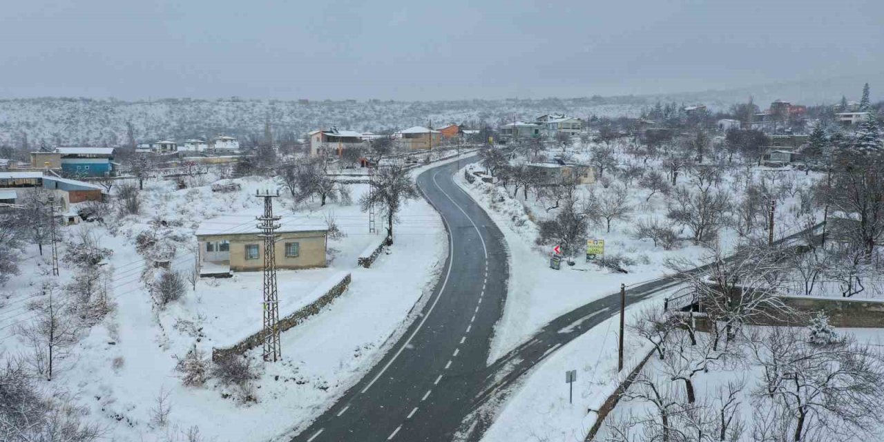 Hacılar’da Kar Yağışı İle Birlikte Çalışmalar Başladı