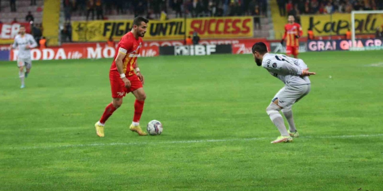 Spor Toto Süper Lig: Kayserispor: 1 - Medipol Başakşehir: 0 (maç Sonucu)