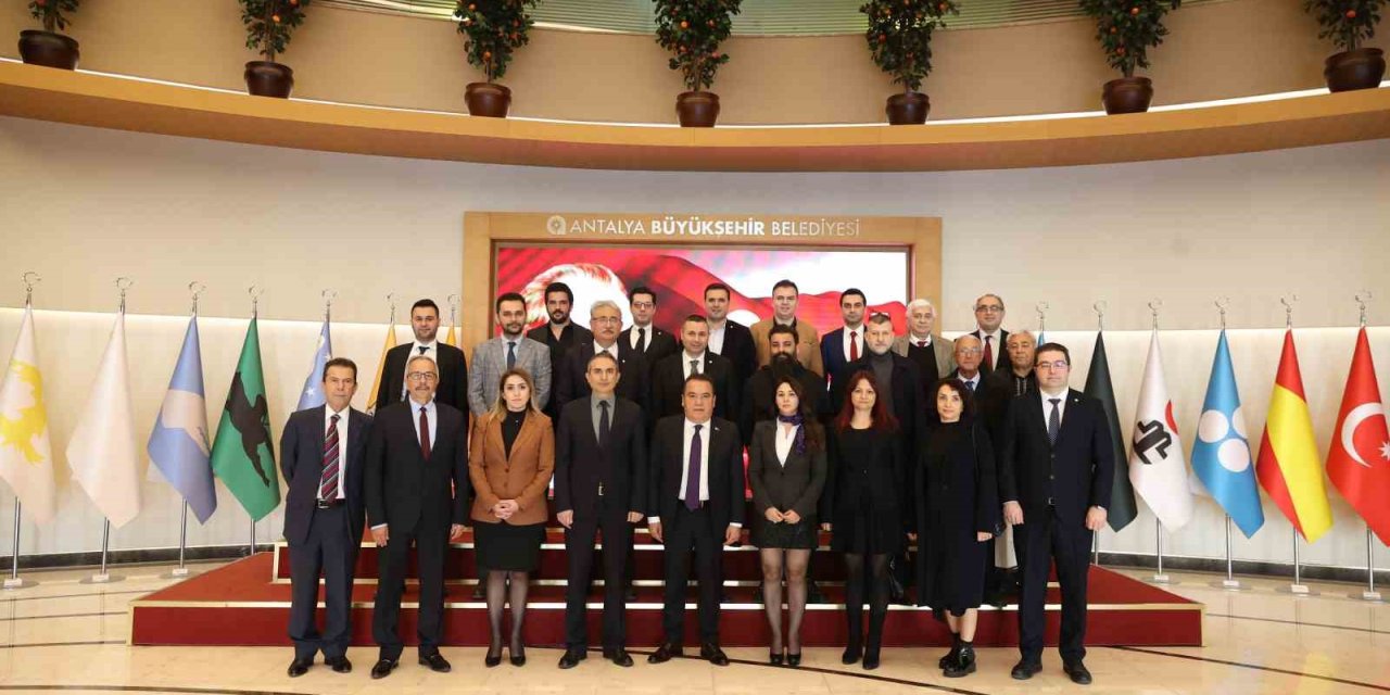 Başkan Böcek: ‘şehrimizi Ortak Akılla Yönetiyoruz’