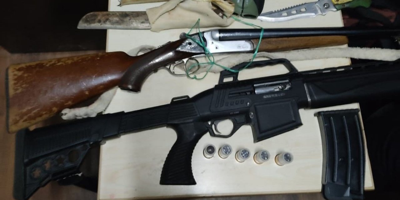 Antalya'da Kaçak Avcılar Satır Ve Bıçak Üzerindeki Kan Lekesiyle Yakayı Ele Verdi