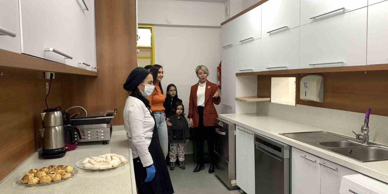 Veliler Meb’in Ücretsiz Yemek Uygulaması İçin Yapılan Hazırlıkları Yerinde İnceledi