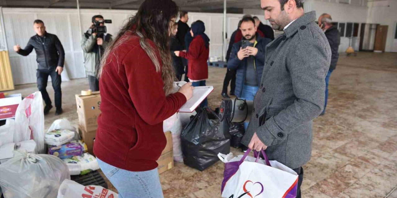 Kepez’den Deprem Bölgesine Yürekleri Isıtan Bağış