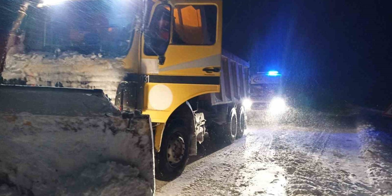 Büyükşehir, 14 İlçede 227 Mahalle Yolunu Ulaşıma Açtı