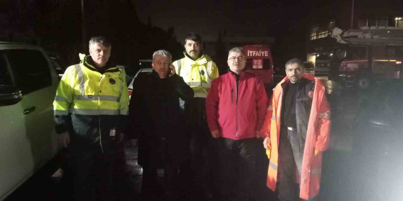 Kayseri Büyükşehir’in Deprem Bölgesine Destek Sayısı 237 Araç, 362 Personel Çıktı