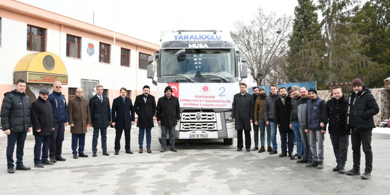 Eskişehir Cumhuriyet Başsavcılığı Yardım Araçları Yola Çıktı