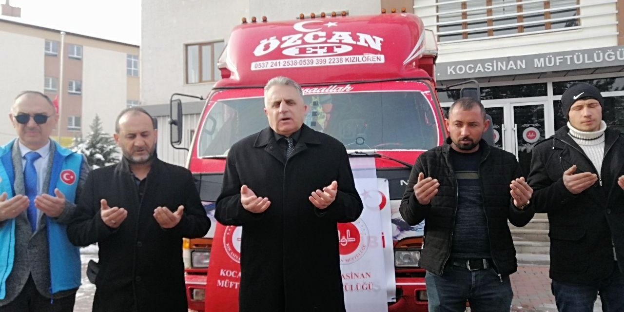 Kayseri’den Deprem Bölgesine 4 Tır Yardım