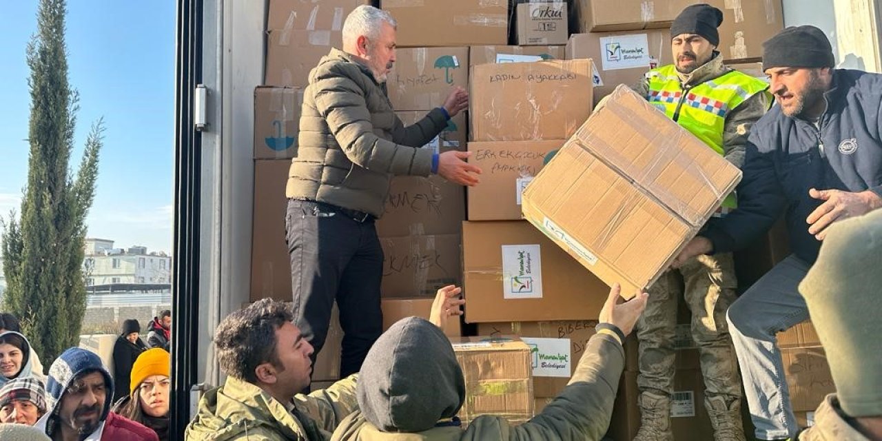 Manavgat’tan Deprem Bölgesine 5 Tırlık Yardım